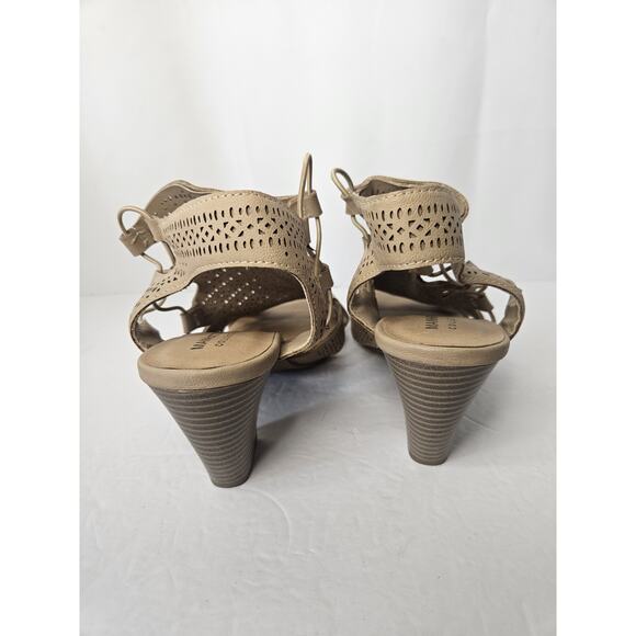 Manhattan Collection Women Heels Taupe Size US 10 Stretchy Cut Outs Sandals - Picture 3 of 6